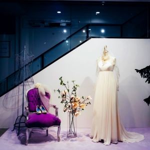 Meet your Posher, Djena